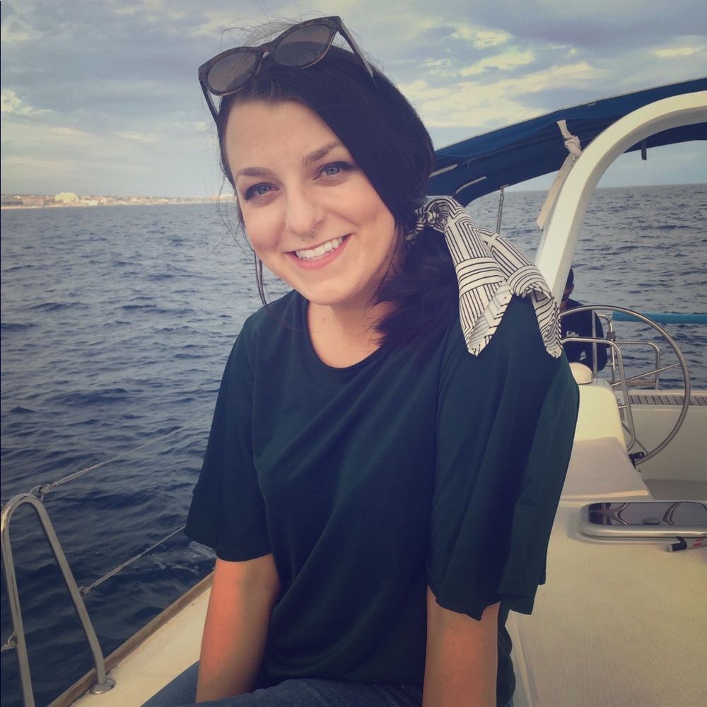 Meet your Posher, Ellie